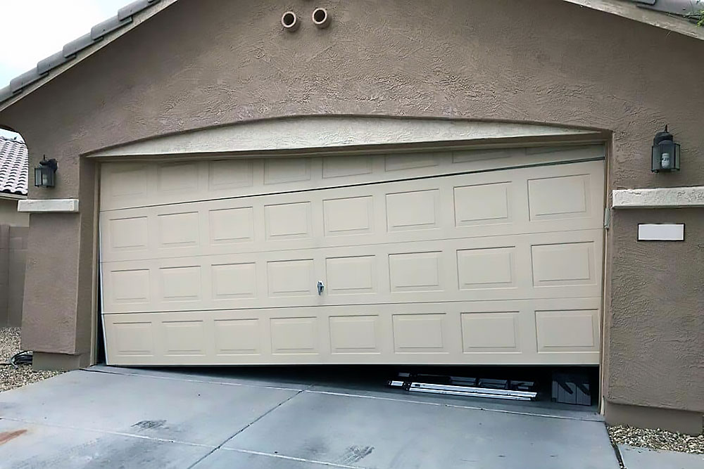 garage door repair in Mission Viejo