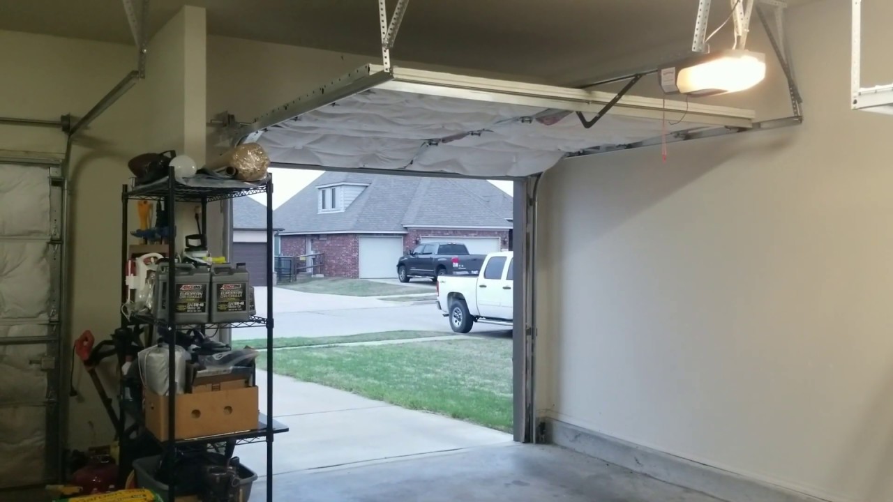 How to Quiet a Noisy Garage Door