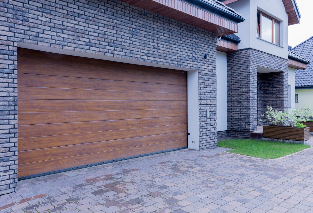 Emergency Garage Door Repair in Califia